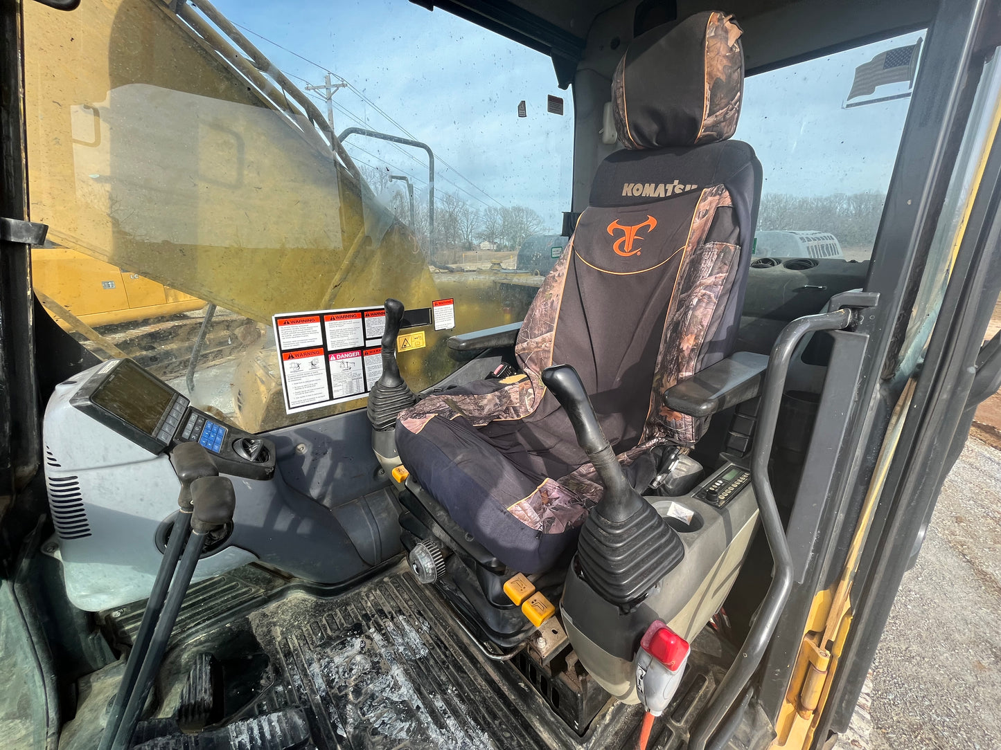 2011 Komatsu PC200 HD LC-8 Crawler Excavator