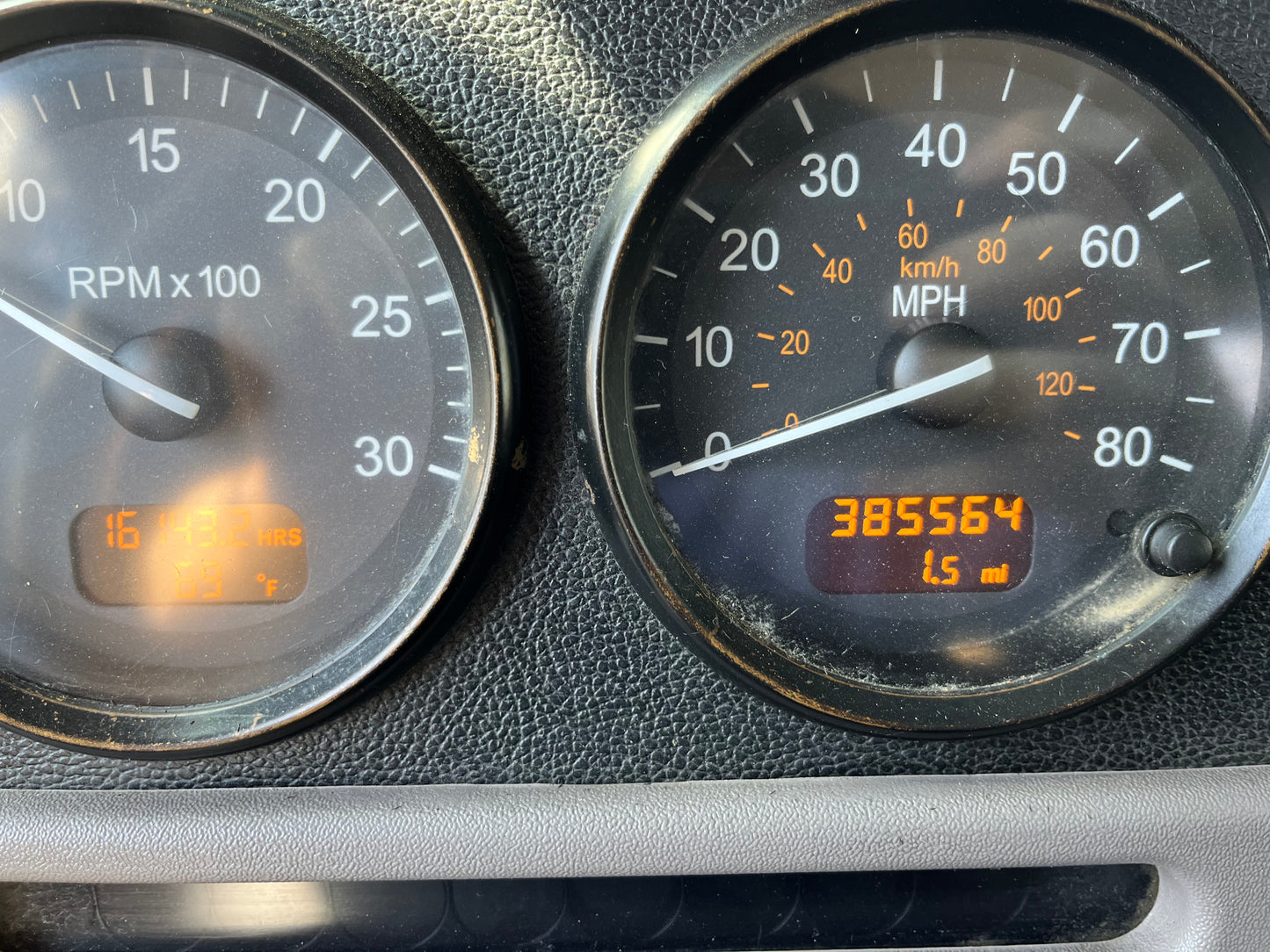 2018 Peterbilt 389 Day Cab