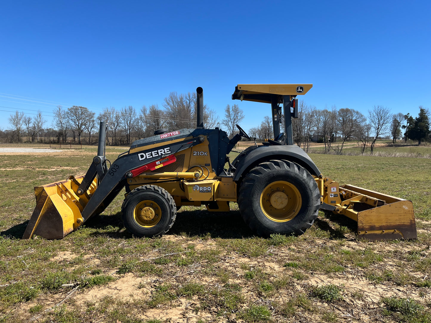 2014 John Deere 210K Skip Loader