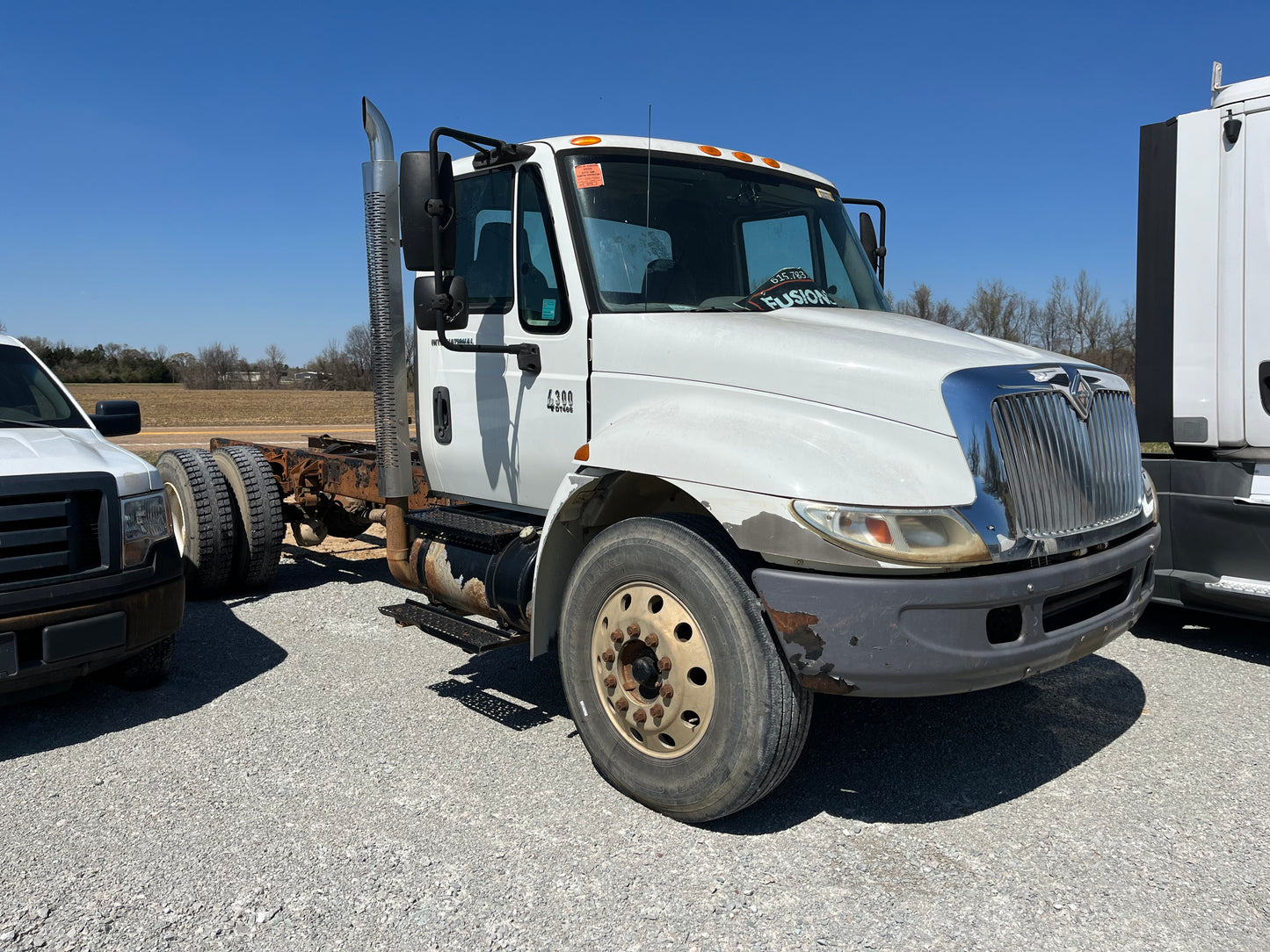 2007 International DuraStar 4300 Cab & Chassis