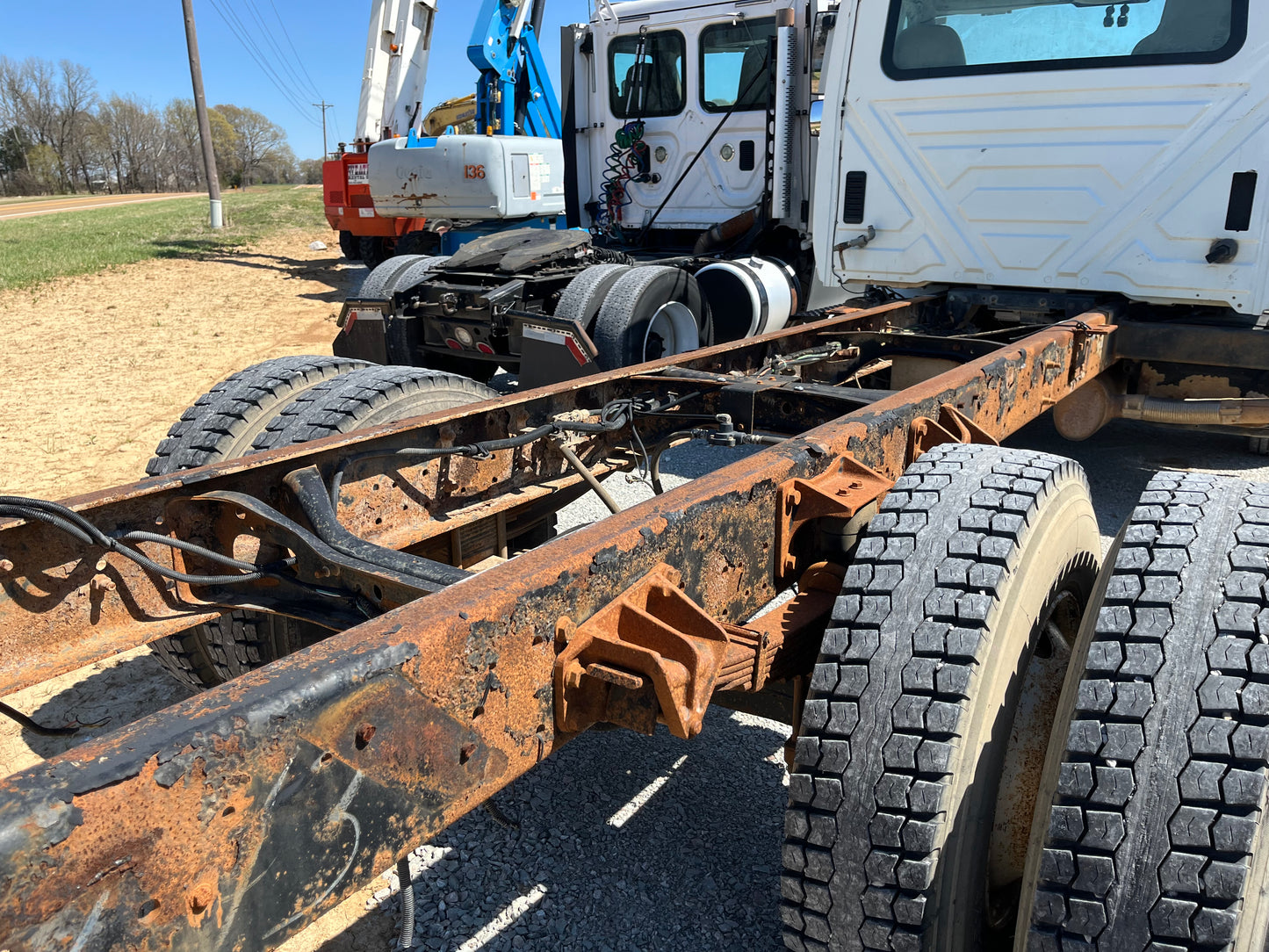 2007 International DuraStar 4300 Cab & Chassis