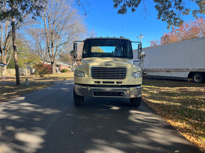 2018 Freightliner Business Class M2 106 Cab & Chassis