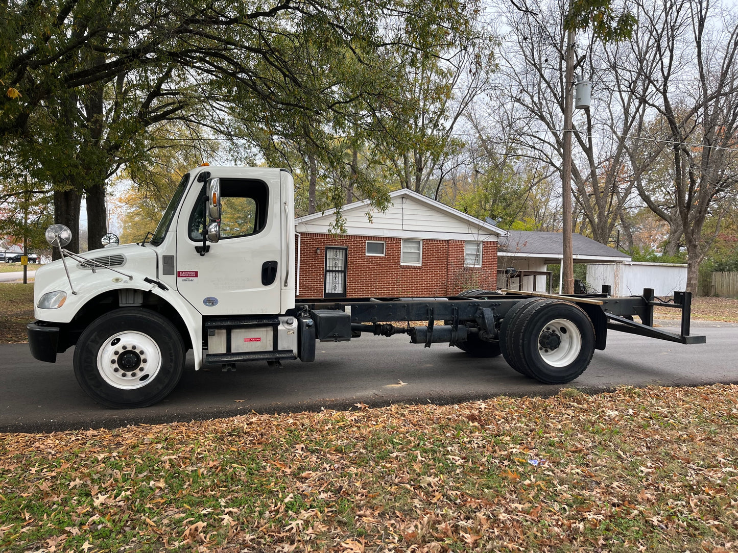 2018 Freightliner Business Class M2 106 Cab & Chassis