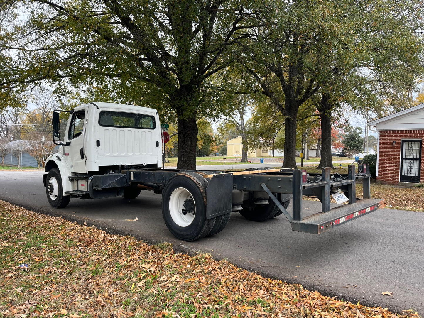 2018 Freightliner Business Class M2 106 Cab & Chassis