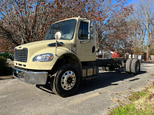 2017 Freightliner Business Class M2 106 Cab & Chassis