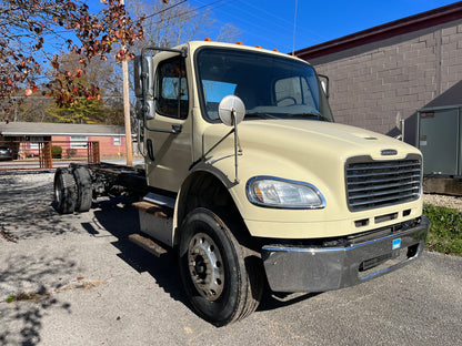 2017 Freightliner Business Class M2 106 Cab & Chassis