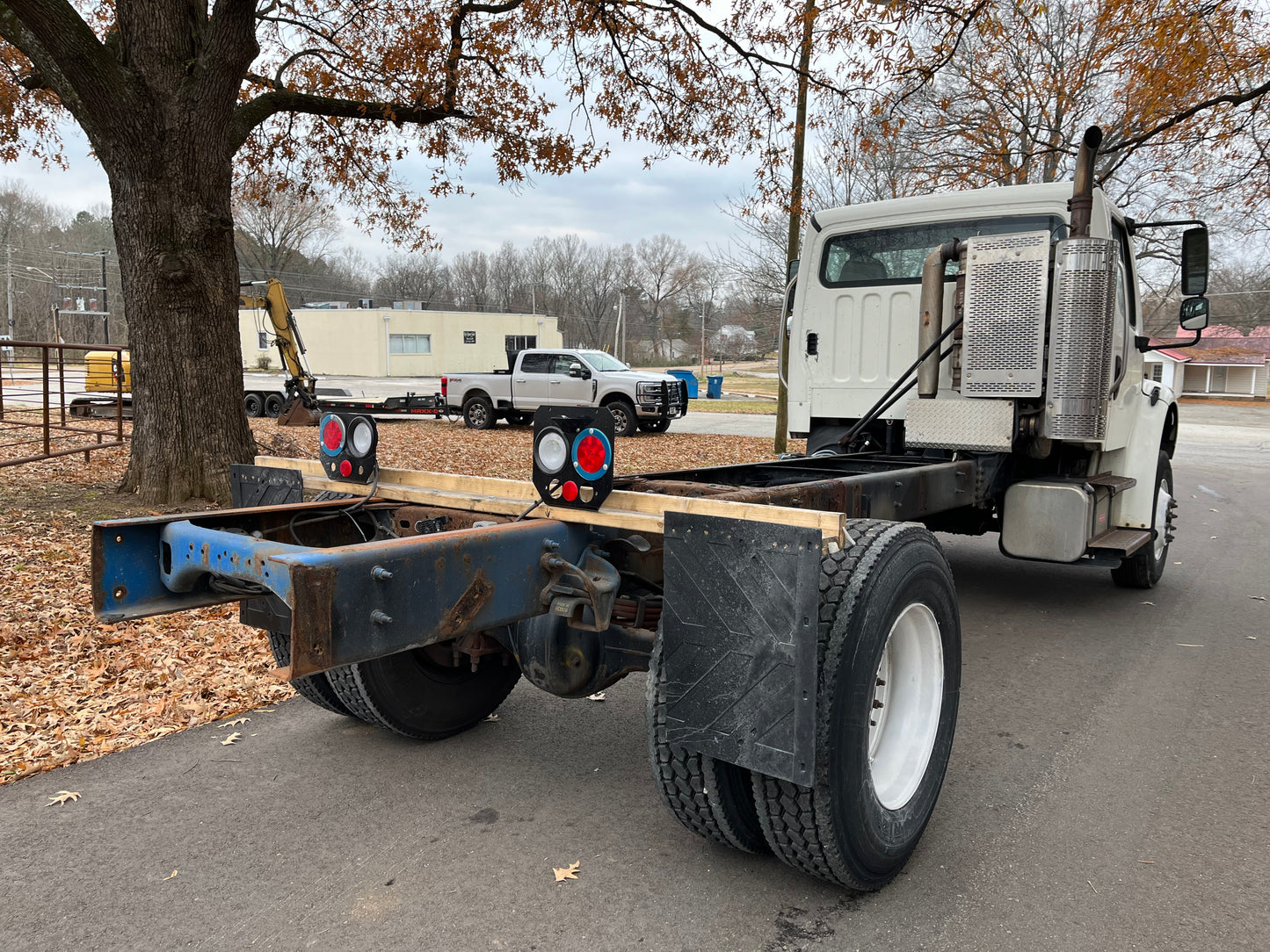 2015 Freightliner Business Class M2 106 Cab & Chassis