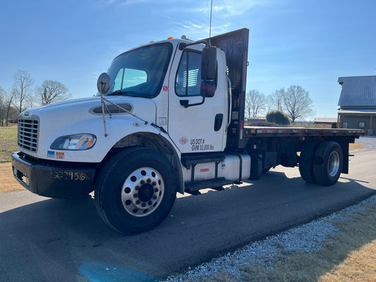 2017 Freightliner Business Class M2 106 Flatbed Truck