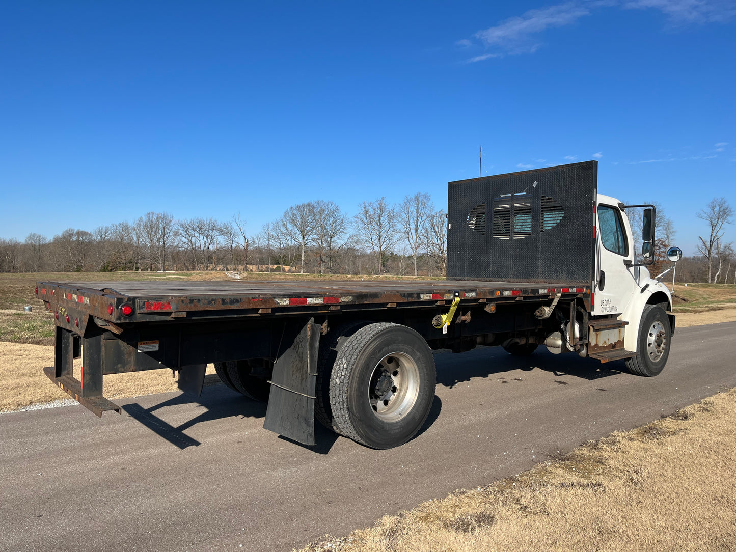 2017 Freightliner Business Class M2 106 Flatbed Truck