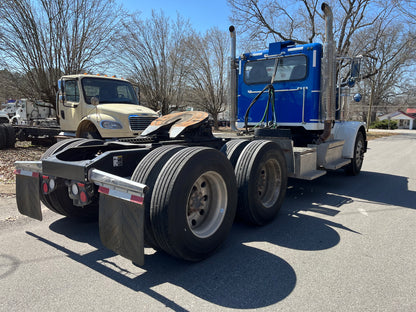 2018 Peterbilt 389 Day Cab