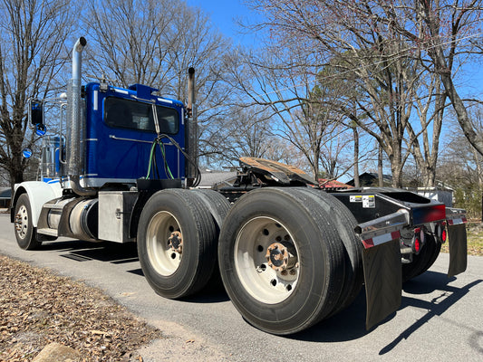 2018 Peterbilt 389 Day Cab