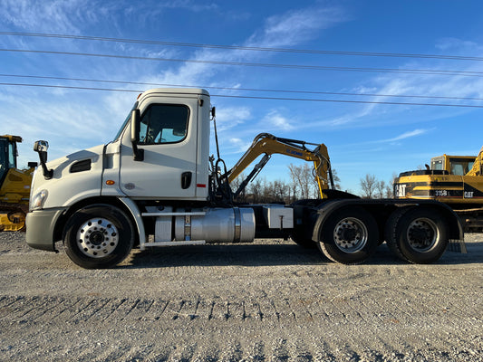 2019 Freightliner Cascadia 113 Day Cab