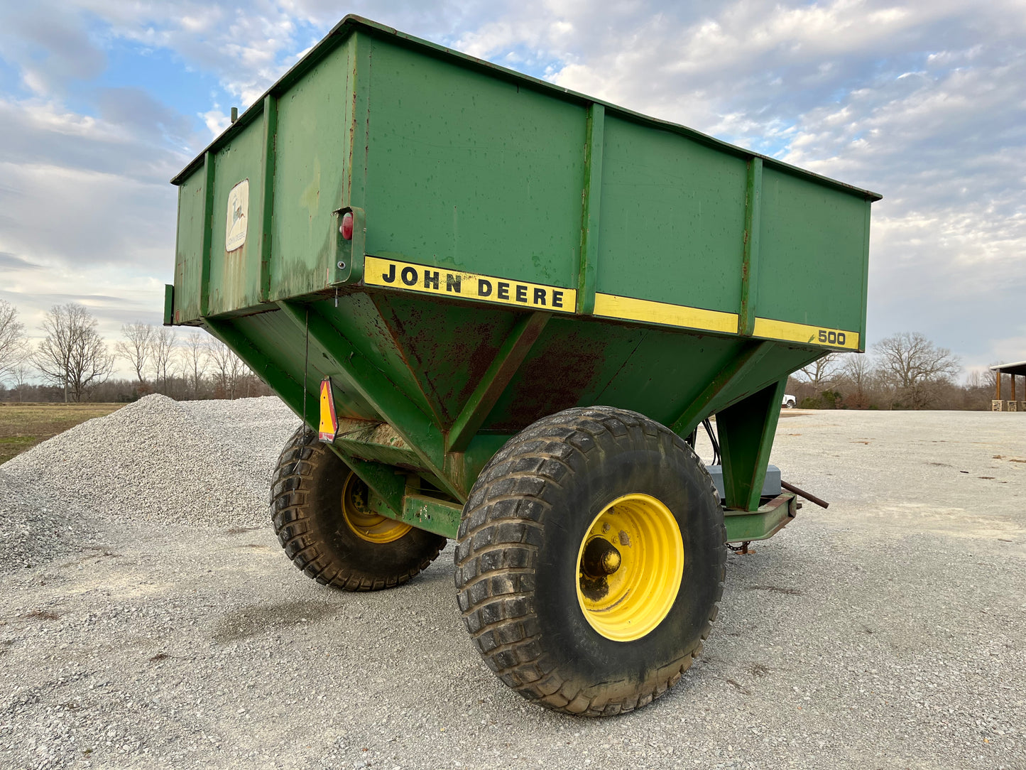 John Deere 500 Grain Cart