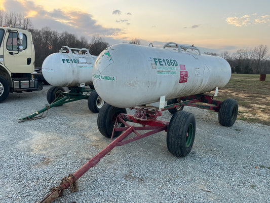 1000 GAL NITROGEN TANK WITH RUNNING GEAR