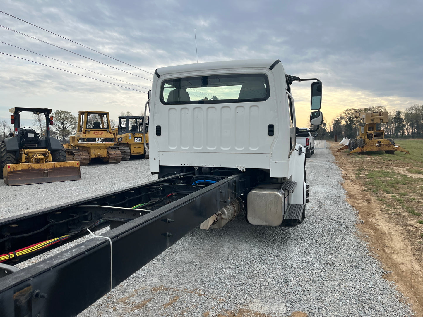 2018 Freightliner Business Class M2 106 Cab & Chassis