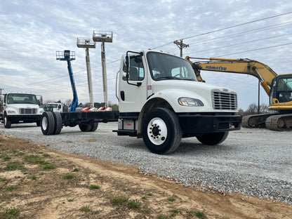 2018 Freightliner Business Class M2 106 Cab & Chassis