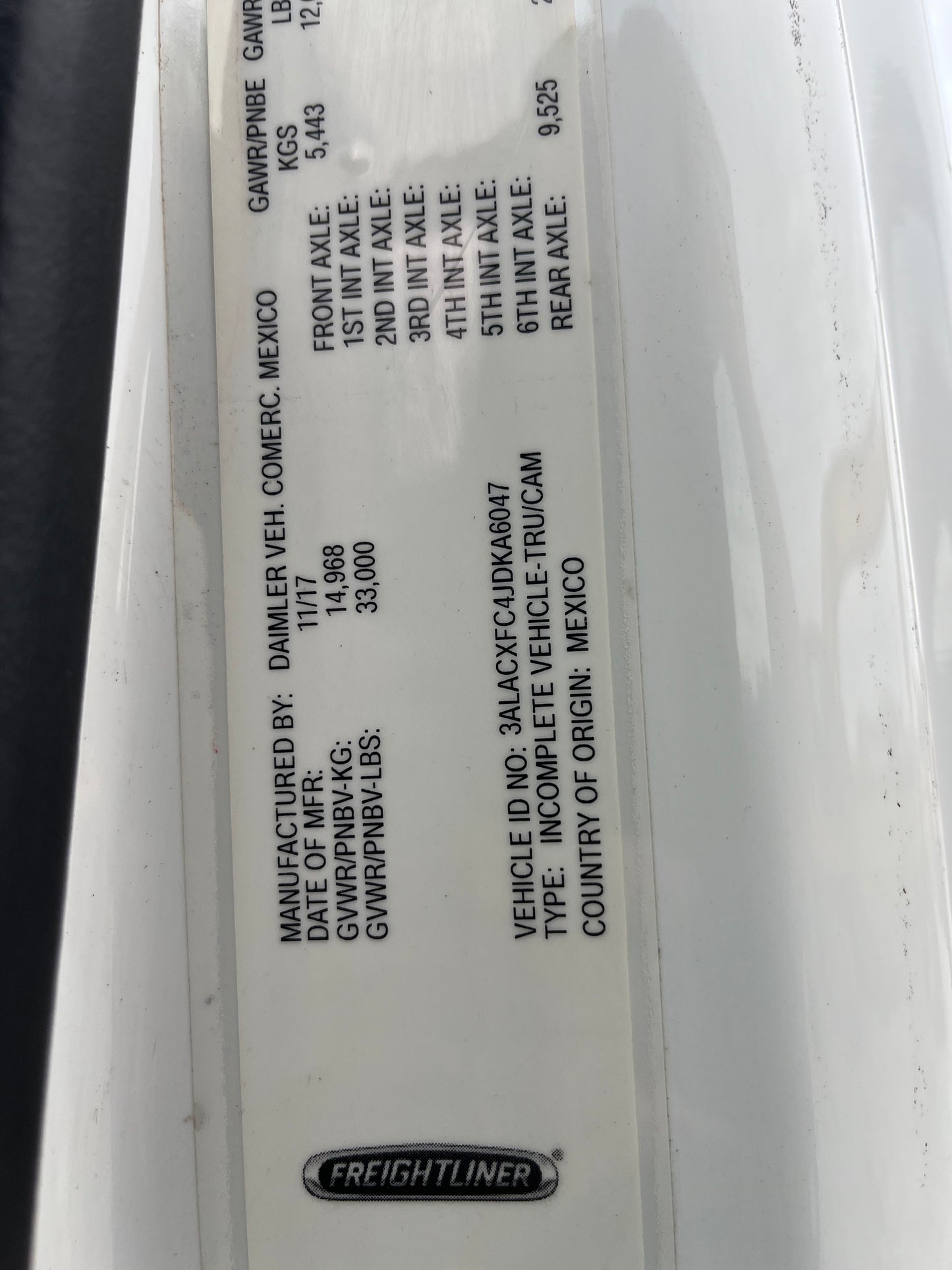 2018 Freightliner Business Class M2 106 Cab & Chassis