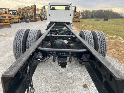 2018 Freightliner Business Class M2 106 Cab & Chassis