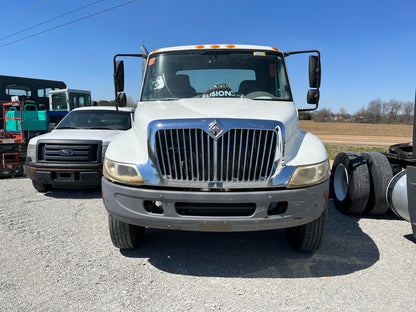 2007 International DuraStar 4300 Cab & Chassis
