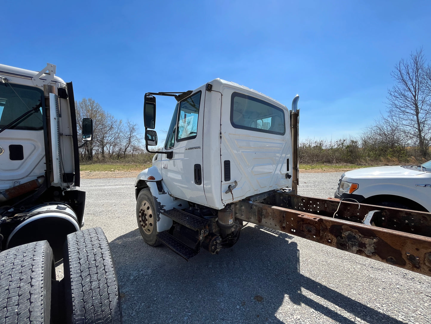 2007 International DuraStar 4300 Cab & Chassis