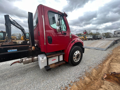 2018 Freightliner Business Class M2 106 Hooklift Truck
