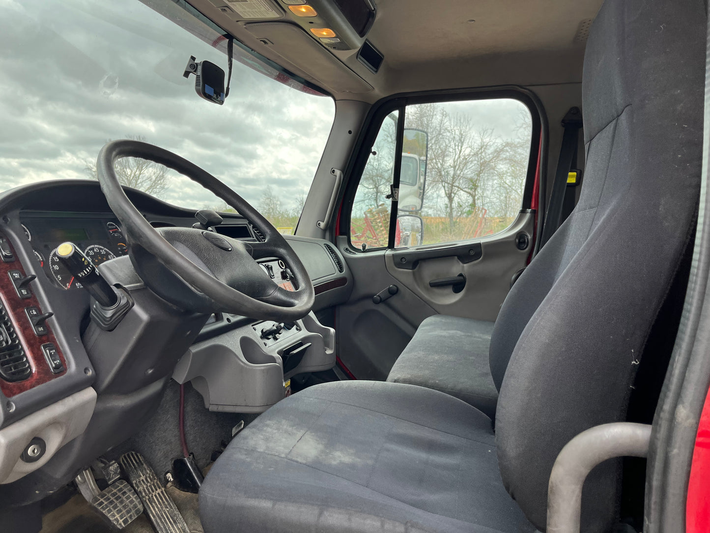 2018 Freightliner Business Class M2 106 Hooklift Truck